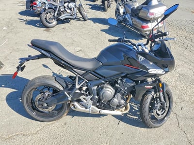 SMTL22U13ST****** 2025 Triumph Tiger Sport 660