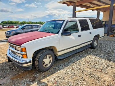 3GNEC16R9WG****** 1998 Chevrolet Suburban
