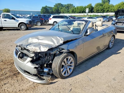 WBADW7C5XBE****** 2011 BMW 3 Series