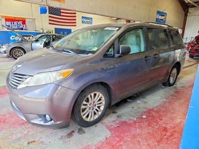 2011 Toyota Sienna
