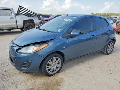JM1DE1KY4E0****** 2014 Mazda 2