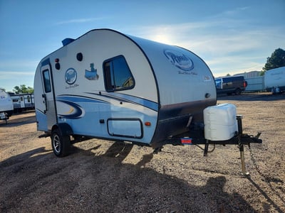 4X4TRPT12J2****** 2019 Forest River Rockport