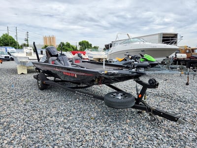 RGR0817***** 2017 Ranger Bassboat