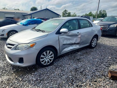 2T1BU4EE7CC****** 2012 Toyota Corolla