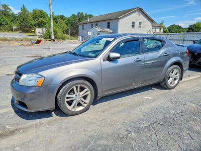 1C3CDZCB3DN****** 2013 Dodge Avenger