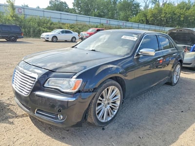 2C3CA5CG5BH****** 2011 Chrysler 300