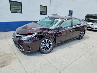 4T1BD1EB4JU****** 2018 Toyota Avalon