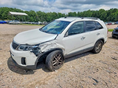 5XYKTDA79EG****** 2014 Kia Sorento