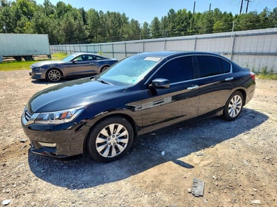 1HGCR2F83DA****** 2013 Honda Accord