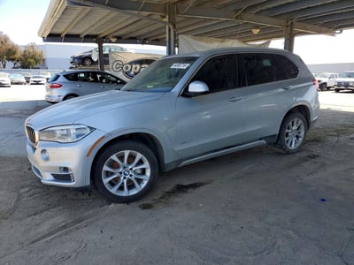 5UXKS4C5XF0****** 2015 BMW X5