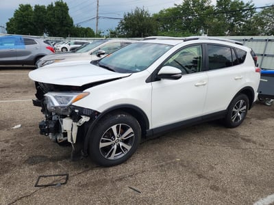 JTMRFREVXGJ****** 2016 Toyota RAV4