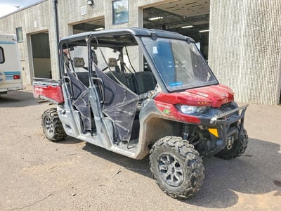 3JBUCAN44JK****** 2018 Can-Am Defender