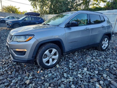 3C4NJCBB3JT****** 2018 Jeep Compass