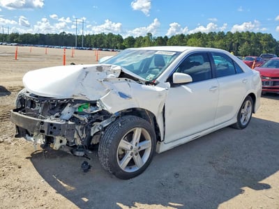 4T1BF1FK2EU****** 2014 Toyota Camry