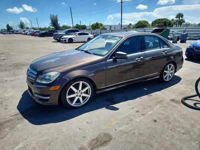 WDDGF4HB5DF****** 2013 Mercedes-Benz C-Class