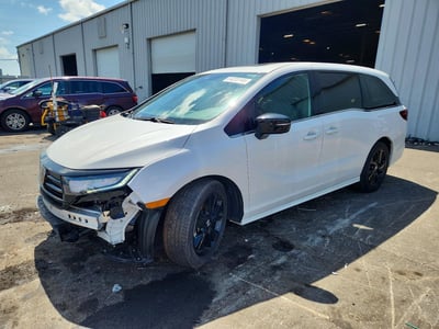 5FNRL6H72RB****** 2024 Honda Odyssey