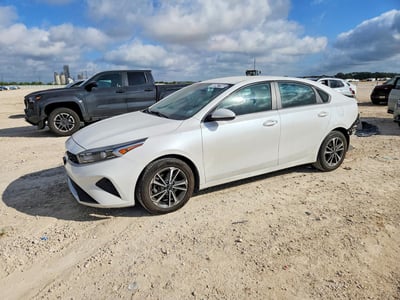 3KPF24AD1PE****** 2023 Kia Forte