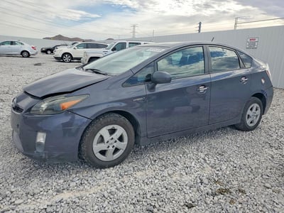 JTDKN3DU0B0****** 2011 Toyota Prius