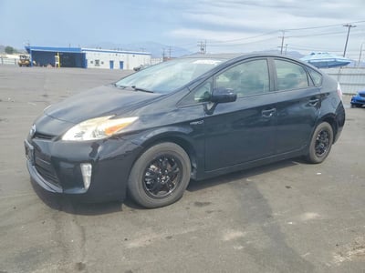 JTDKN3DU0F1****** 2015 Toyota Prius