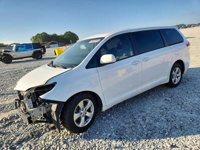 5TDKA3DC0CS****** 2012 Toyota Sienna