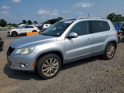 WVGBV7AXXBW****** 2011 Volkswagen Tiguan