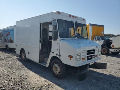 4UZABJCP04C****** 2004 Freightliner MT45 Chassis