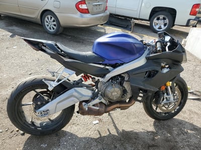 ZD4KSUG02RS****** 2024 Aprilia Rs