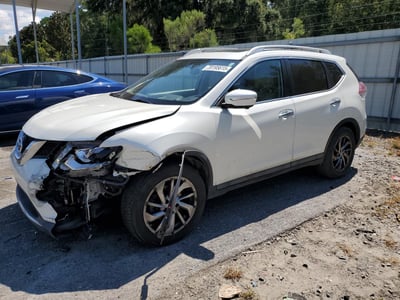 5N1AT2MT2FC****** 2015 Nissan Rogue