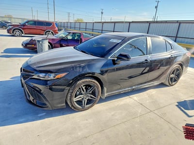 4T1G11AKXMU****** 2021 Toyota Camry