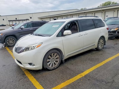 5TDYZ3DC8HS****** 2017 Toyota Sienna