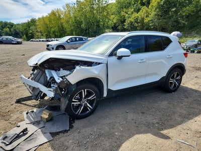 YV4L12UJ4S2****** 2025 Volvo XC40