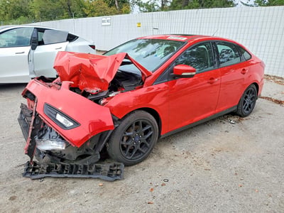 1FADP3F24GL****** 2016 Ford Focus