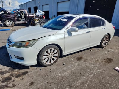 1HGCR3F85FA****** 2015 Honda Accord