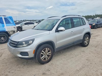 WVGAV7AX2HW****** 2017 Volkswagen Tiguan