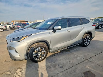 5TDGZRAH6MS****** 2021 Toyota Highlander