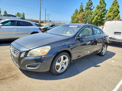 YV1612FS5D2****** 2013 Volvo S60