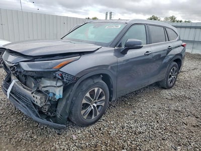 5TDKDRAH6PS****** 2023 Toyota Highlander