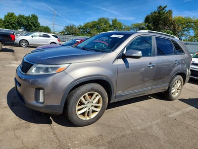 5XYKTDA61FG****** 2015 Kia Sorento