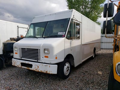 4UZAC2EA7HC****** 2017 Freightliner MT45