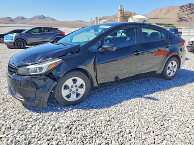 3KPFL4A7XHE****** 2017 Kia Forte