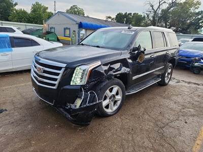 1GYS4CKJ5HR****** 2017 Cadillac Escalade