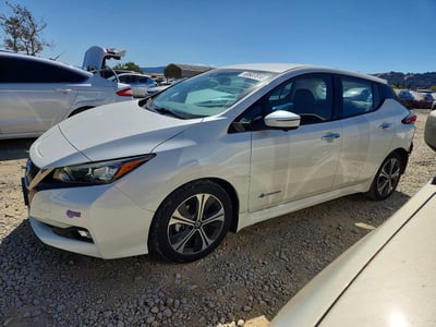 1N4AZ1CP8JC****** 2018 Nissan Leaf