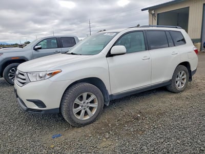 5TDBK3EH0CS****** 2012 Toyota Highlander