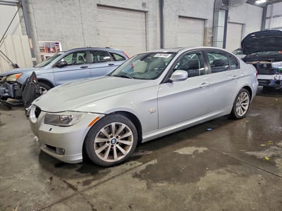 WBAPK7C52BF****** 2011 BMW 3 Series
