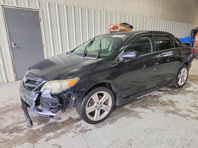 5YFBU4EE4DP****** 2013 Toyota Corolla