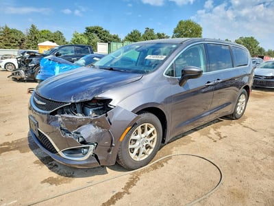 2C4RC1BGXHR****** 2017 Chrysler Pacifica