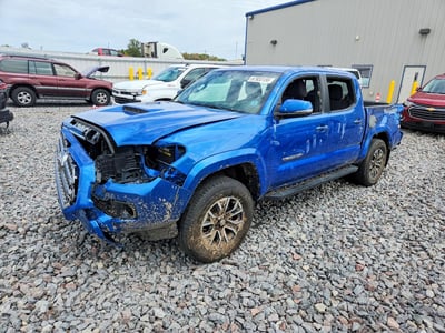 3TMCZ5AN8HM****** 2017 Toyota Tacoma