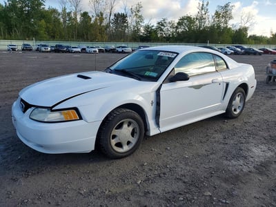 2000 Ford Mustang