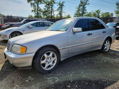 WDBHA24G2XA****** 1999 Mercedes-Benz C-Class