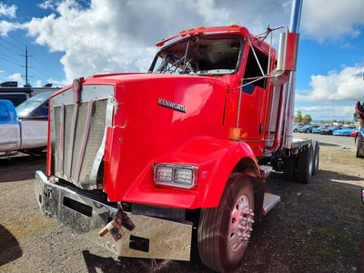 3WKDDU9X94F****** 2004 Kenworth T800